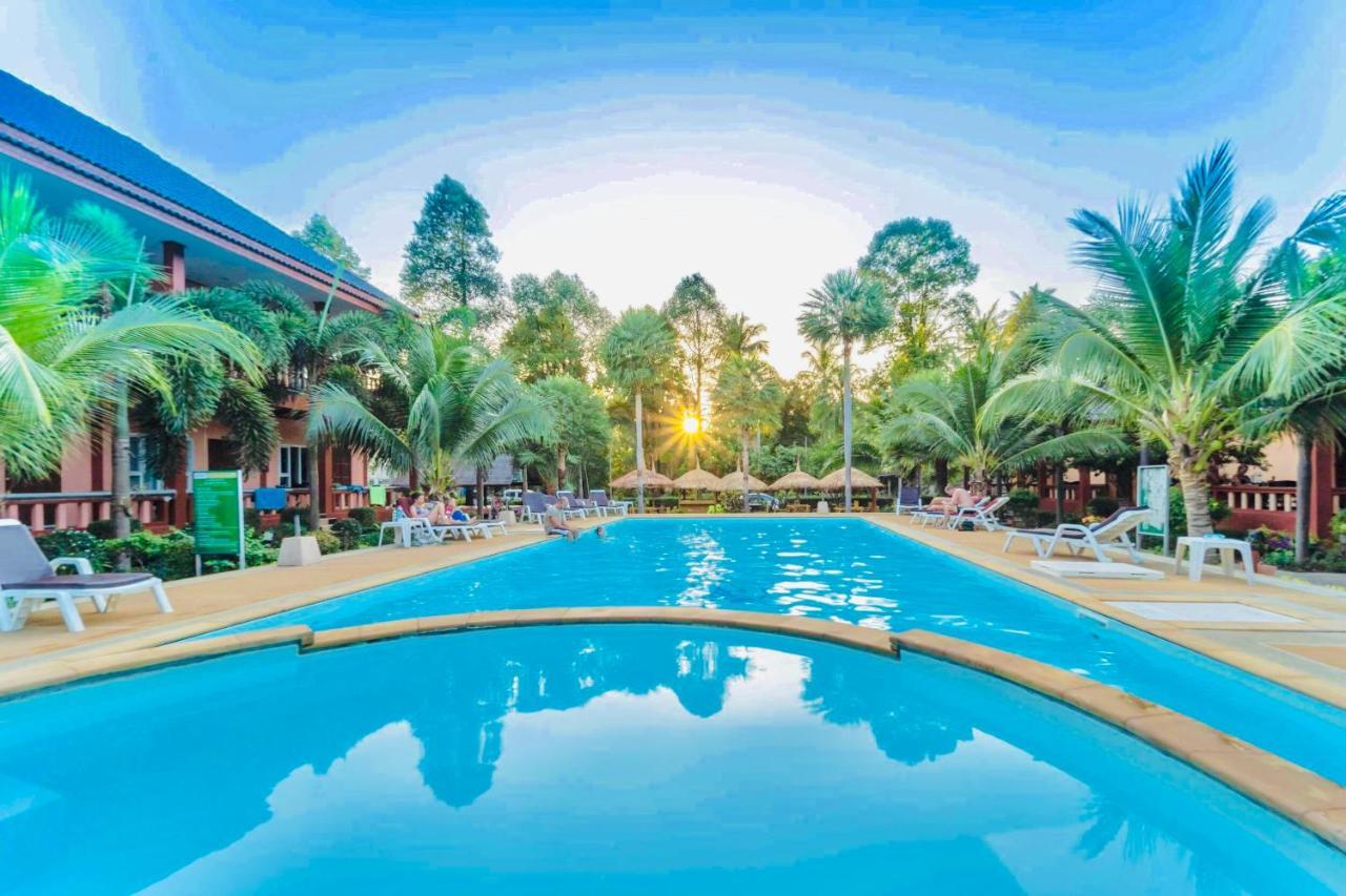 Peaceful Resort Krabi, Koh Lanta - SHA Plus Exterior foto